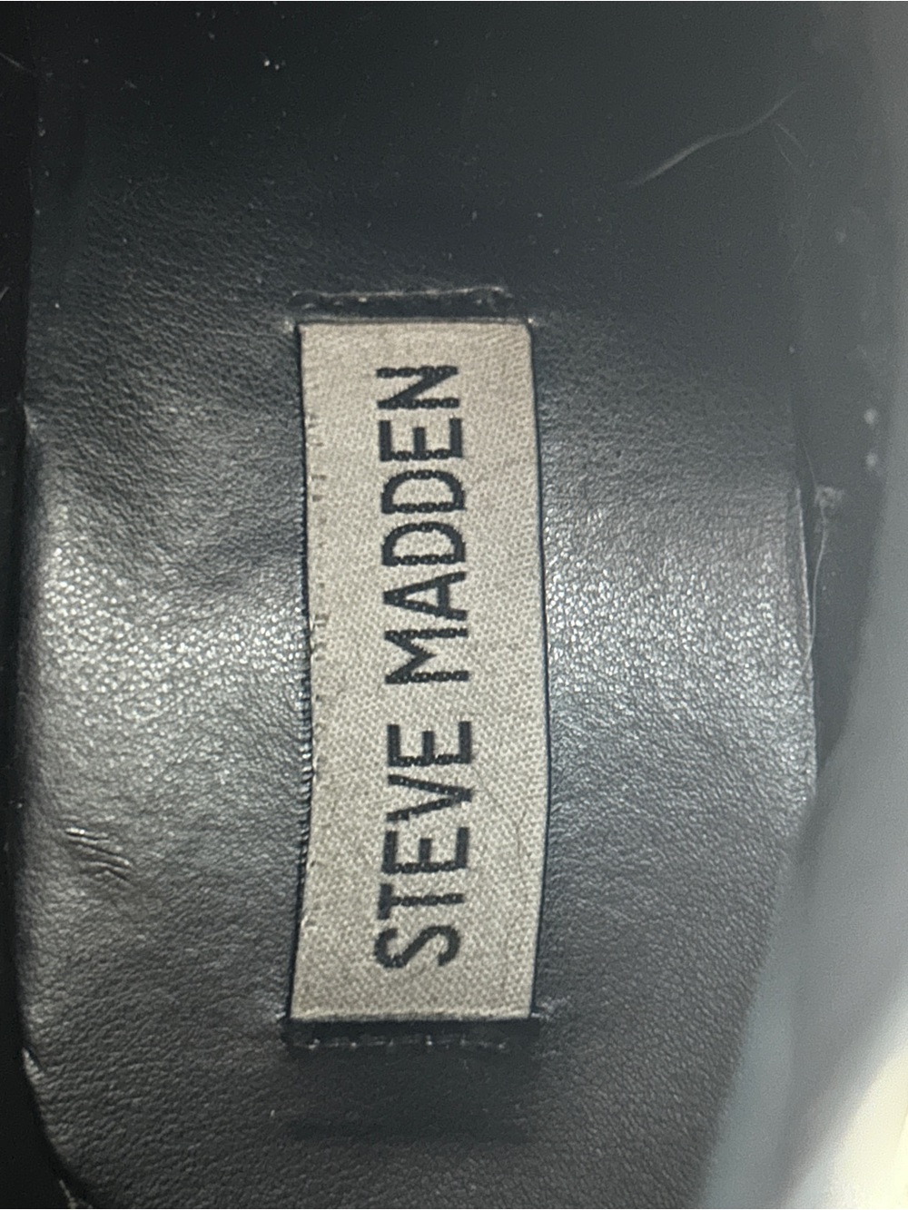 Steve Madden Howler Women's Black Chelsea Ankle Boots Chunky Lug Sole US 8.5M - Picture 6 of 7